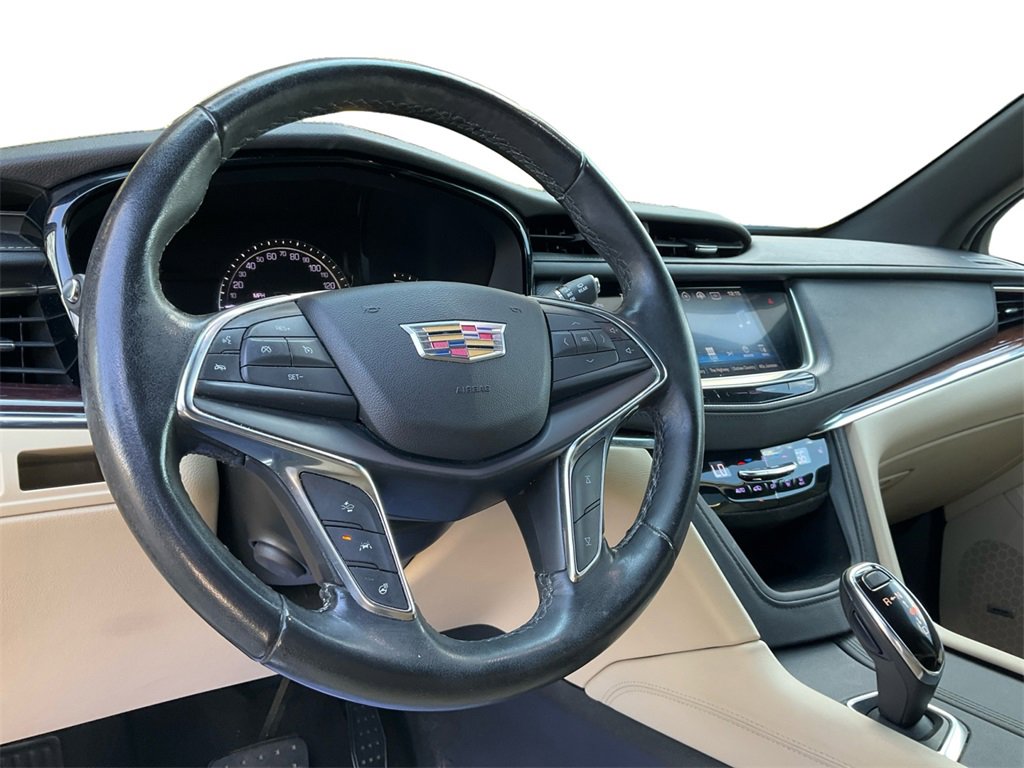 2019 Cadillac XT4 Luxury photo 14