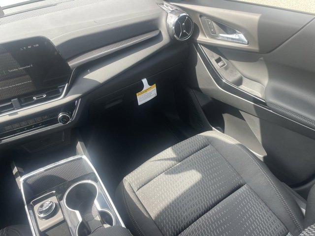 2026 Chevrolet Equinox LT photo 14