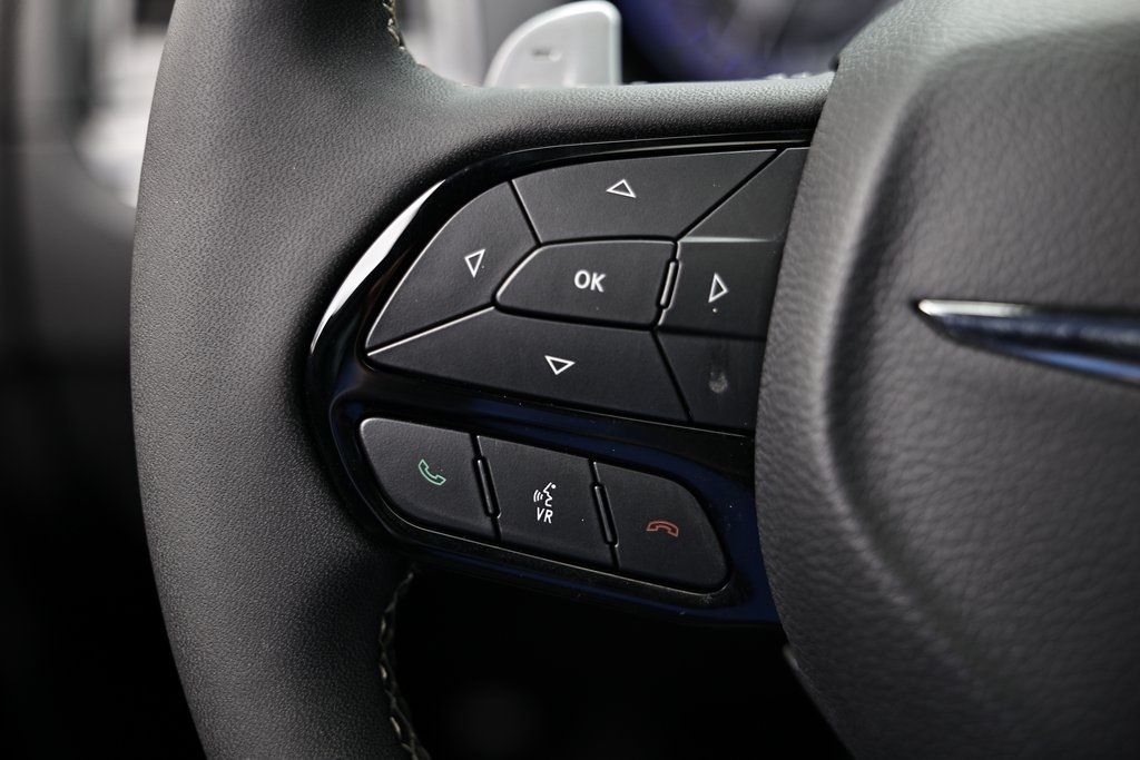 2023 Chrysler 300 S photo 31