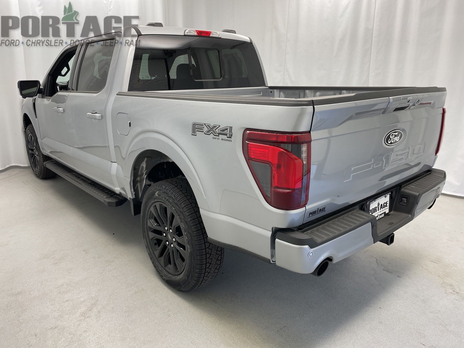 2025 Ford F-150 XLT photo 3
