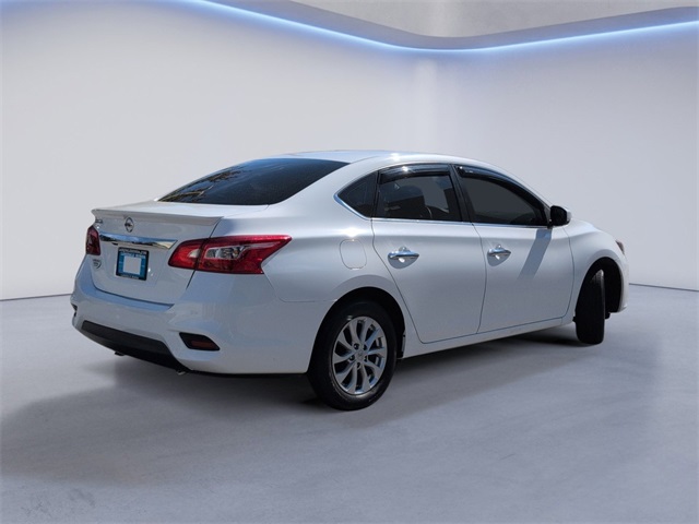 2019 Nissan Sentra S photo 3