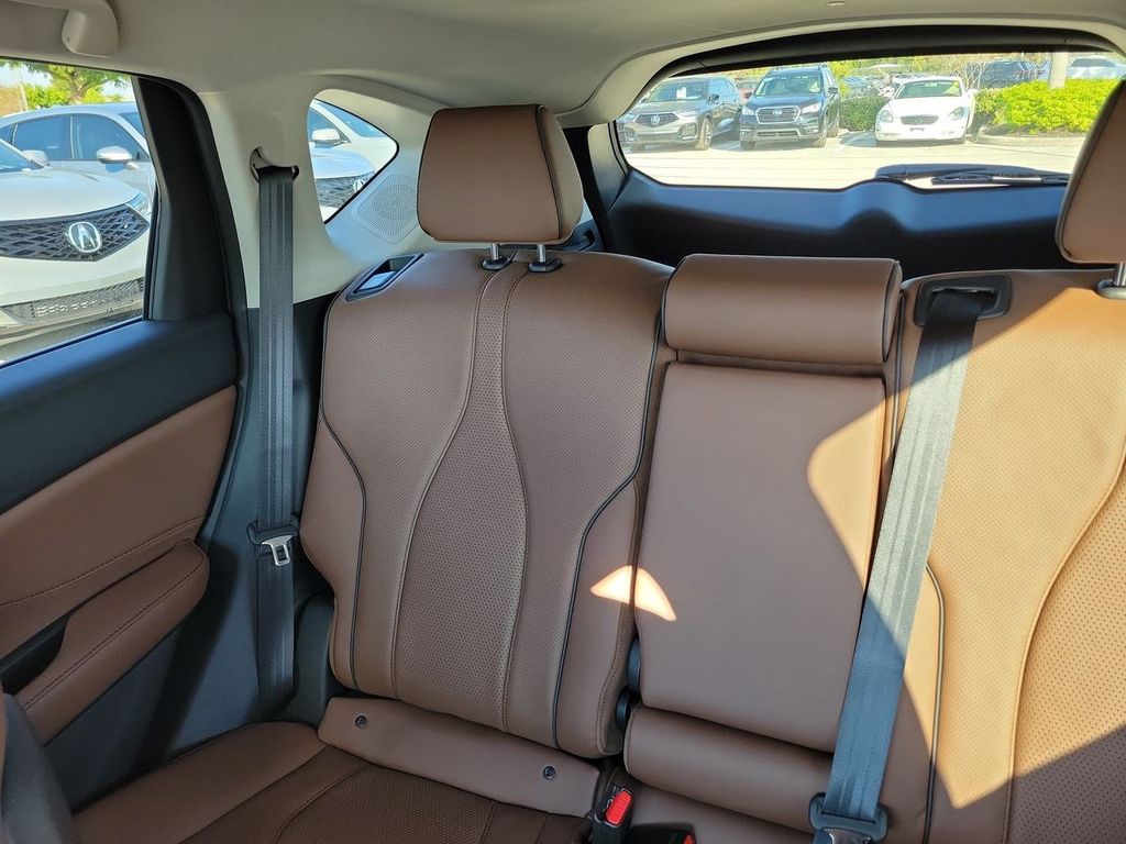 2026 Acura RDX Advance photo 4