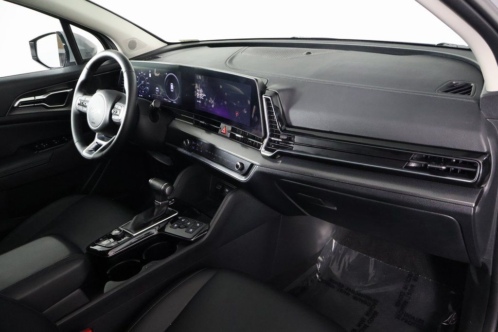 2025 Kia Sportage photo 6