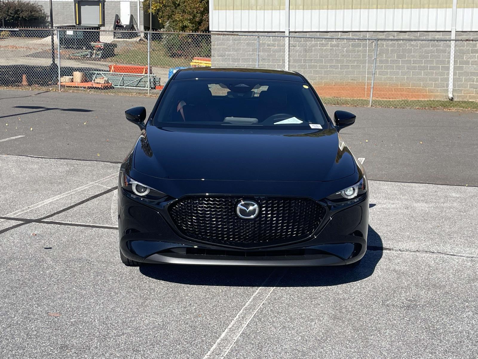 2026 Mazda Mazda3 Hatchback 2.5 s Premium photo 2