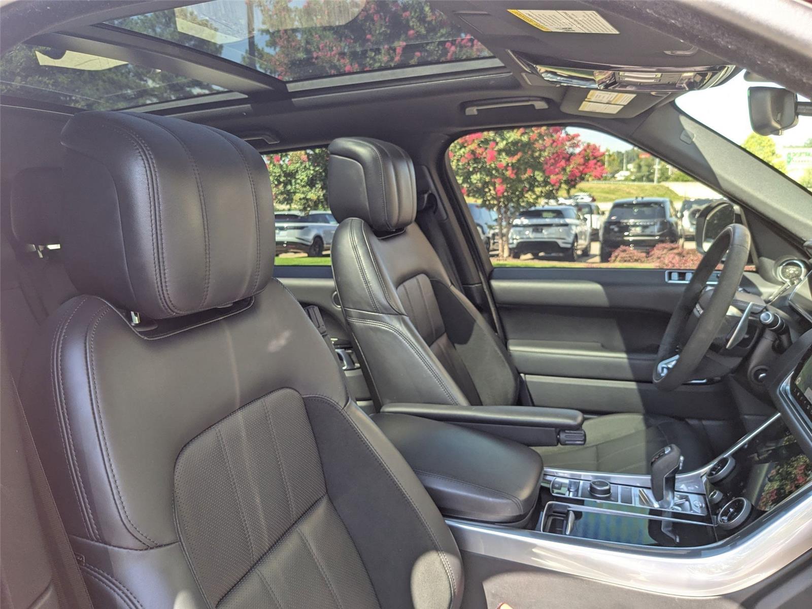 2020 Land Rover Range Rover Sport HST photo 25