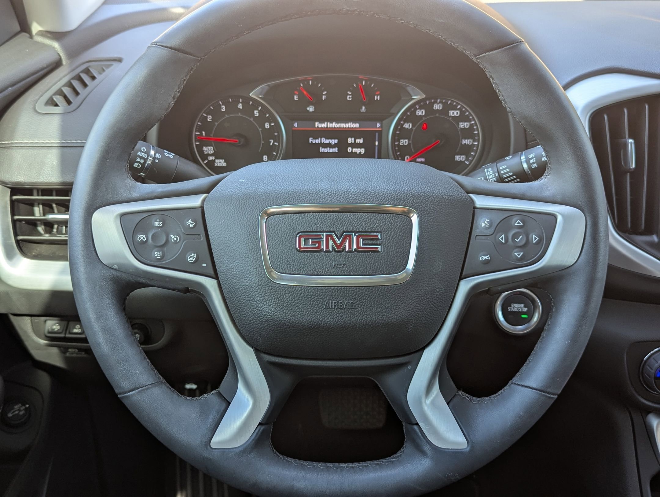 2024 Gmc Terrain SLT photo 16