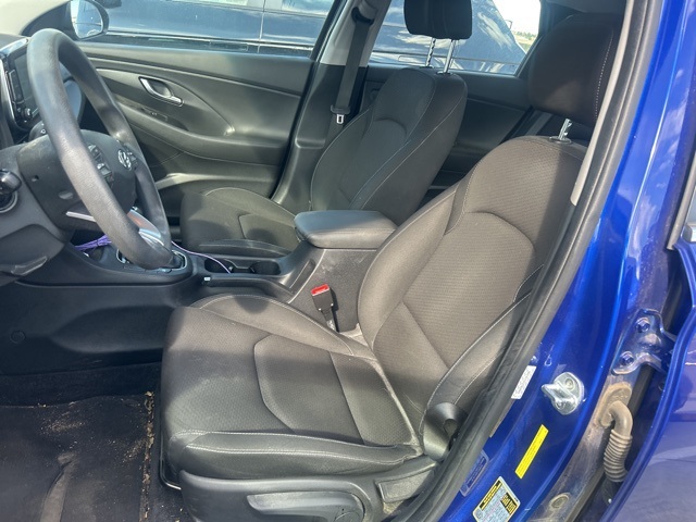 2019 Hyundai Elantra GT Base photo 5