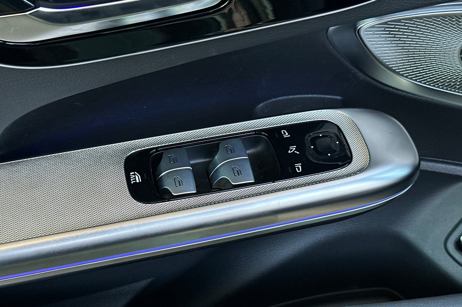 2026 Mercedes Benz CLE 450 4MATIC photo 21