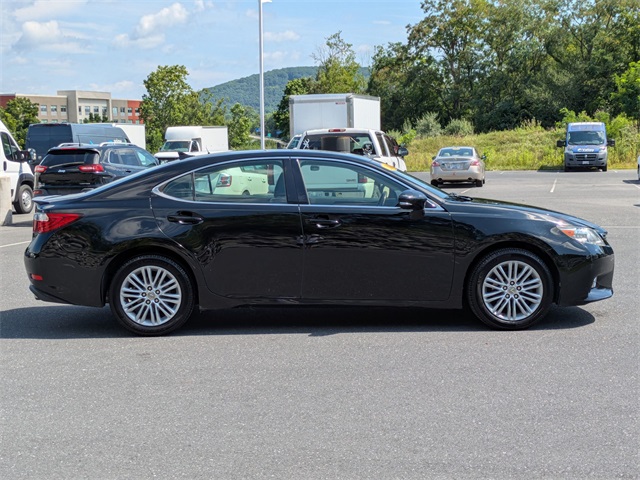 2014 Lexus ES 350 photo 4