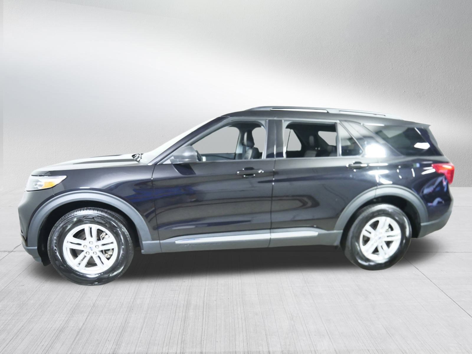 2023 Ford Explorer XLT photo 4