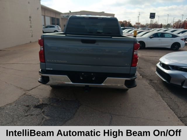 2024 Chevrolet Silverado 1500 LT photo 4