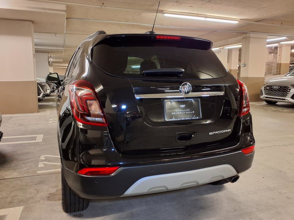 2019 Buick Encore Essence photo 3