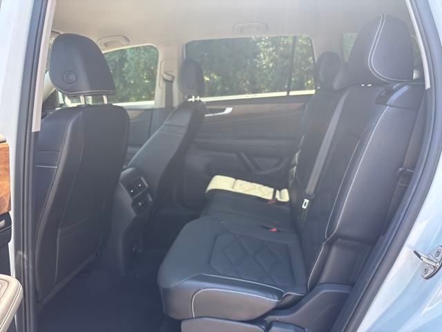 2024 Volkswagen Atlas SE photo 8