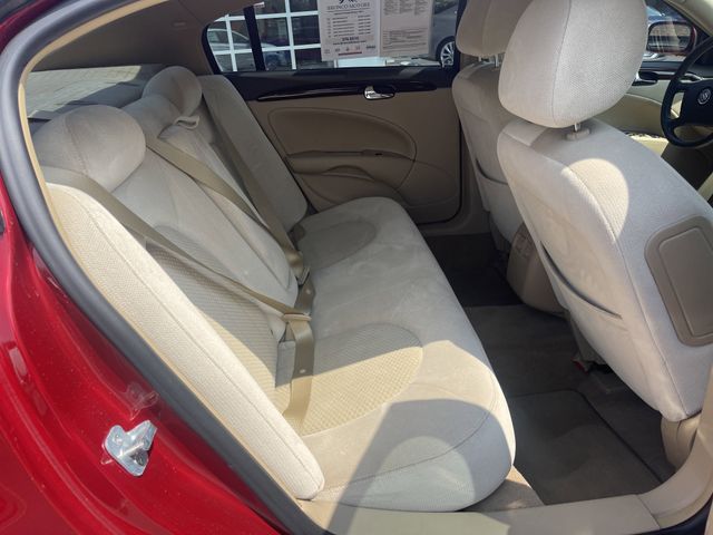2011 Buick Lucerne CX photo 9