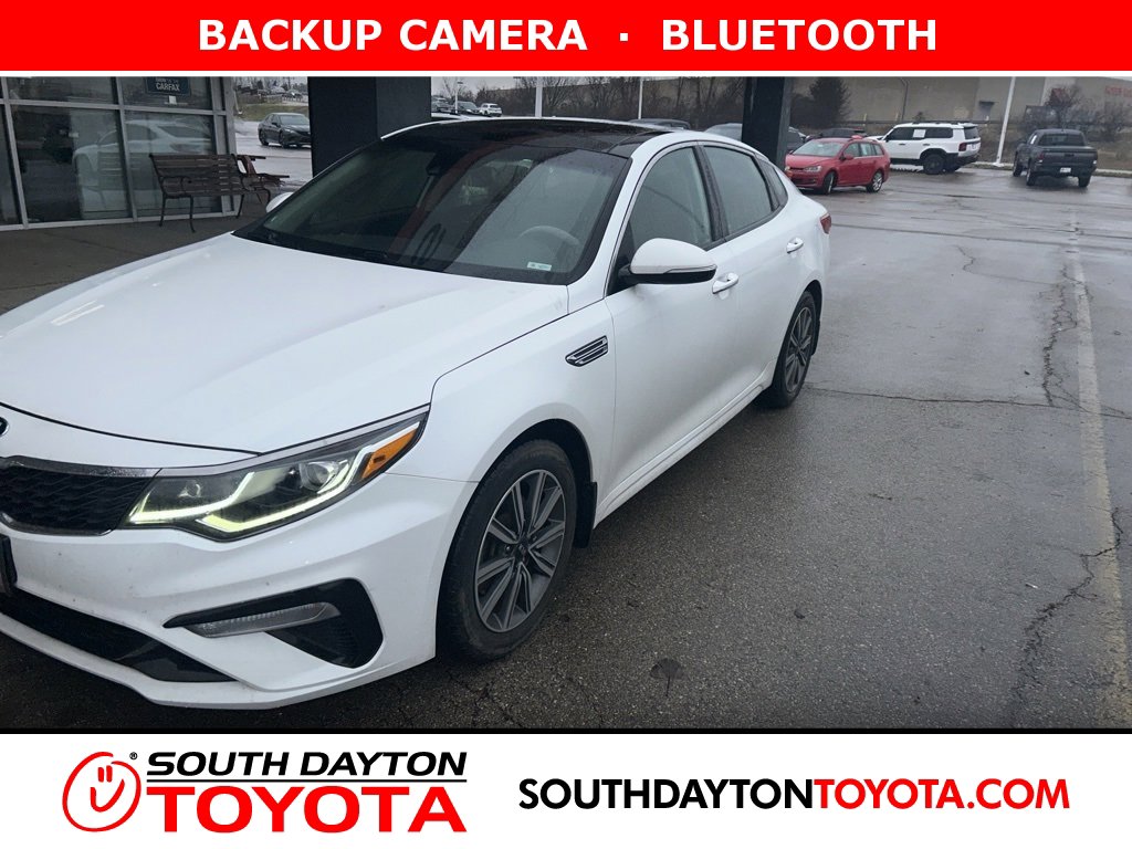 2019 Kia Optima LX's photo