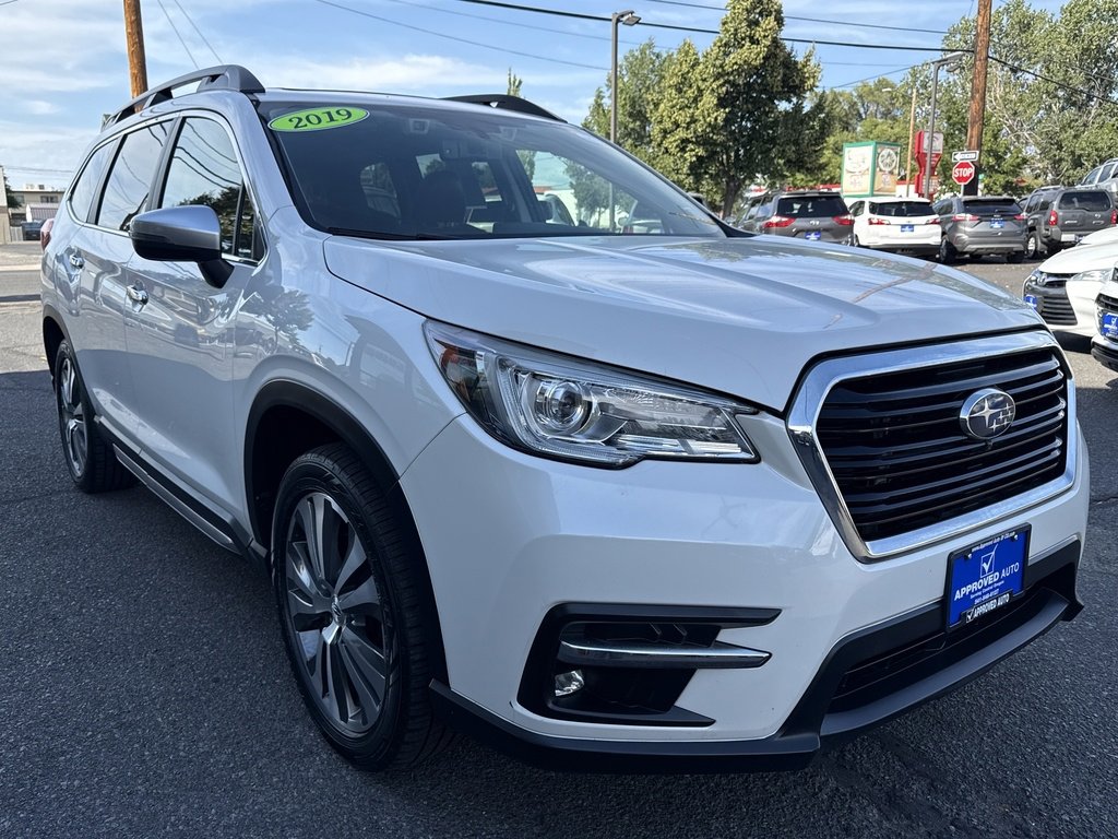 2019 Subaru Ascent Touring photo 3