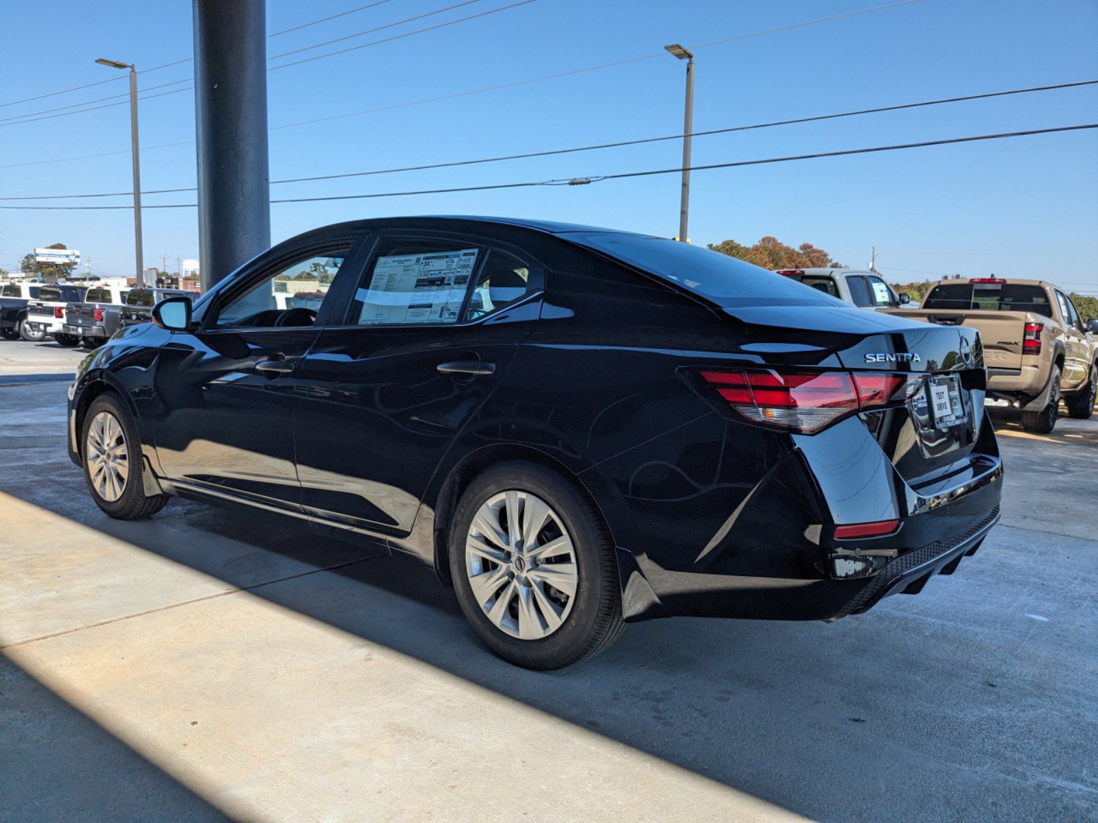 2025 Nissan Sentra S photo 4
