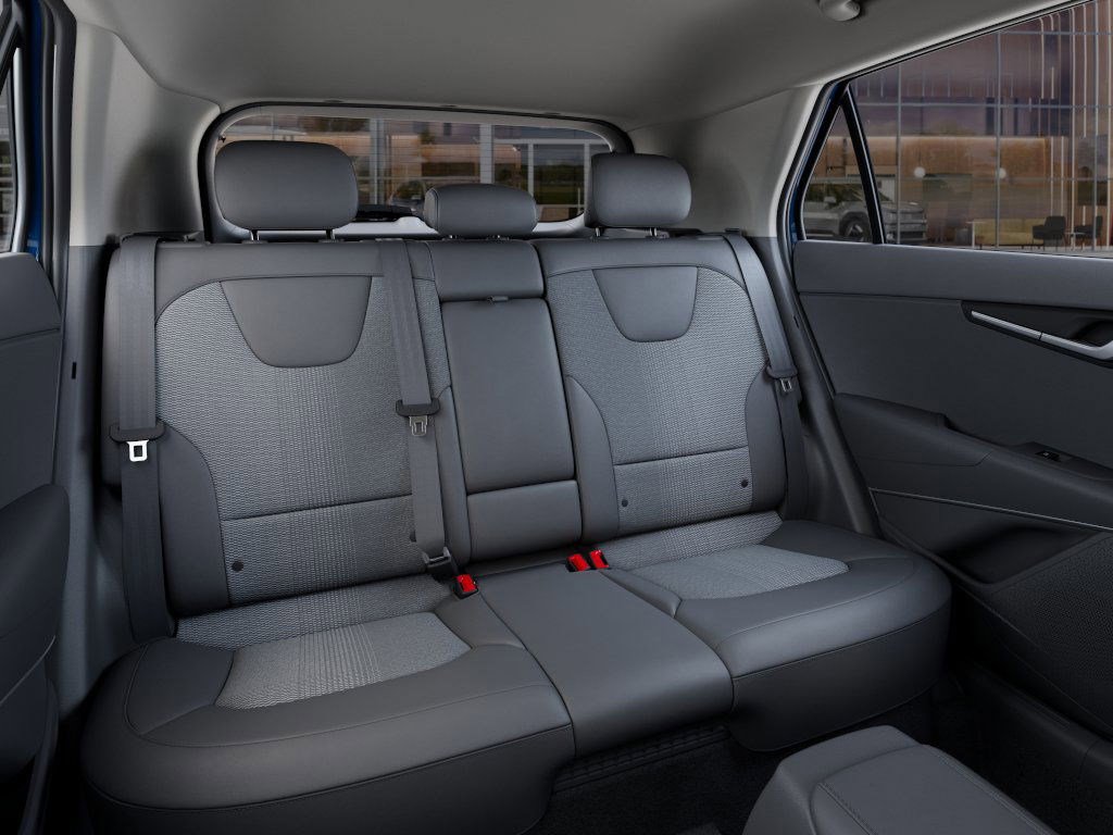 2025 Kia Niro EX photo 16