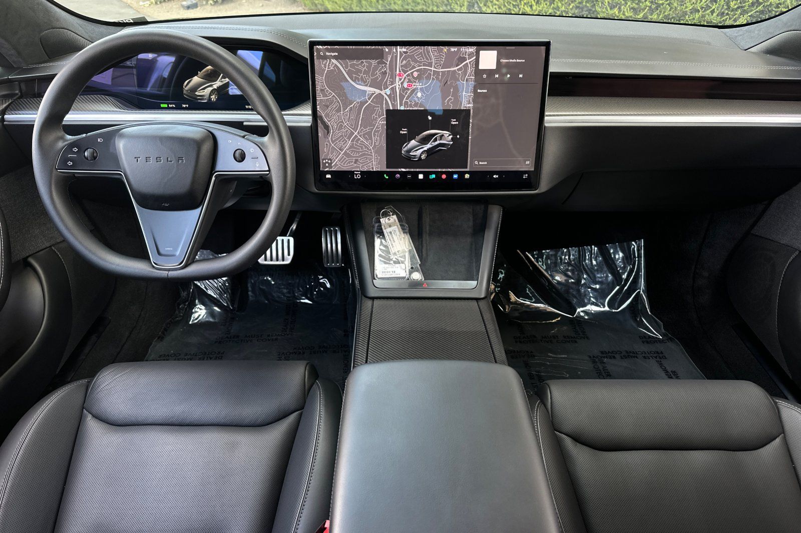 2024 Tesla Model S Plaid photo 2
