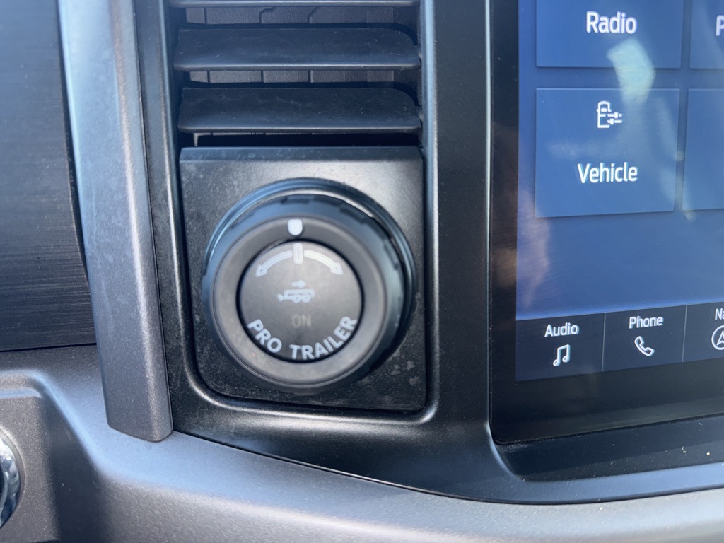 2024 Ford F-150 XLT photo 24