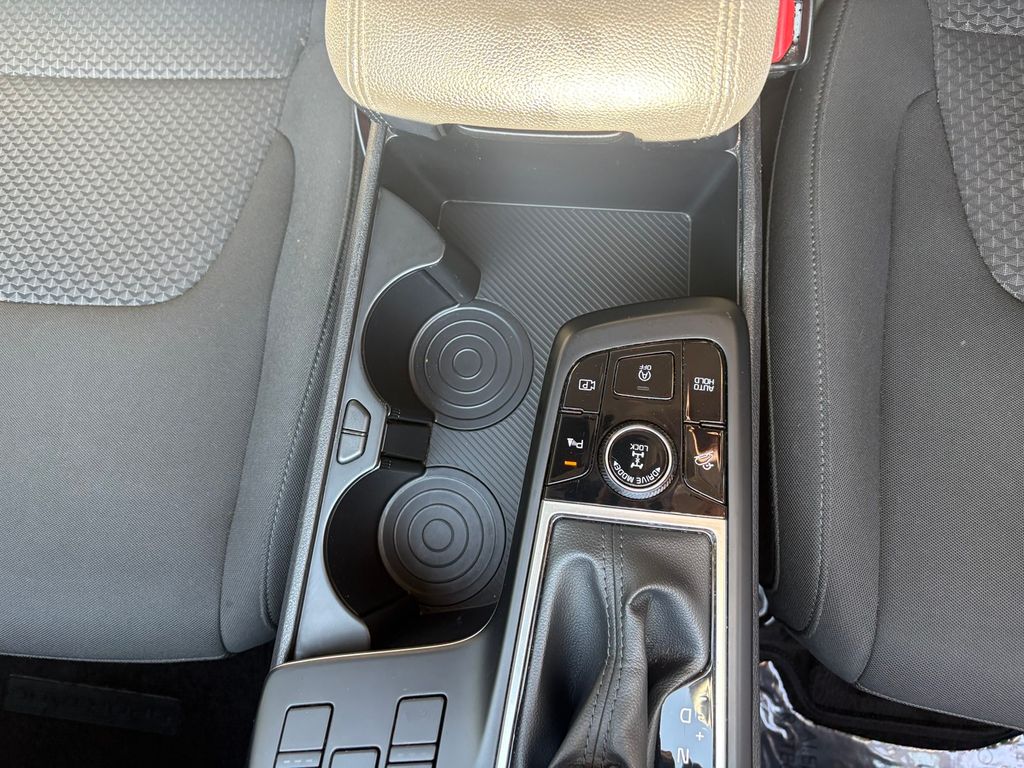 2023 Kia Sportage LX photo 21