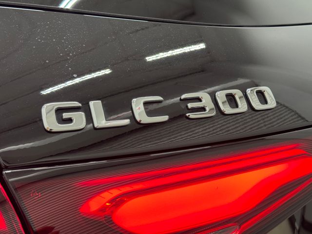 2025 Mercedes Benz GLC 300 4MATIC photo 39