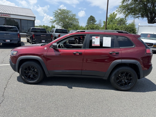 2019 Jeep Cherokee Altitude Lux photo 2