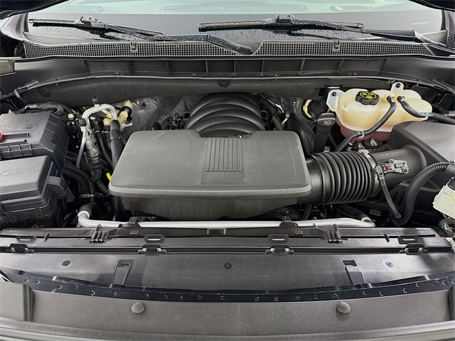 2023 Chevrolet Suburban LT photo 31