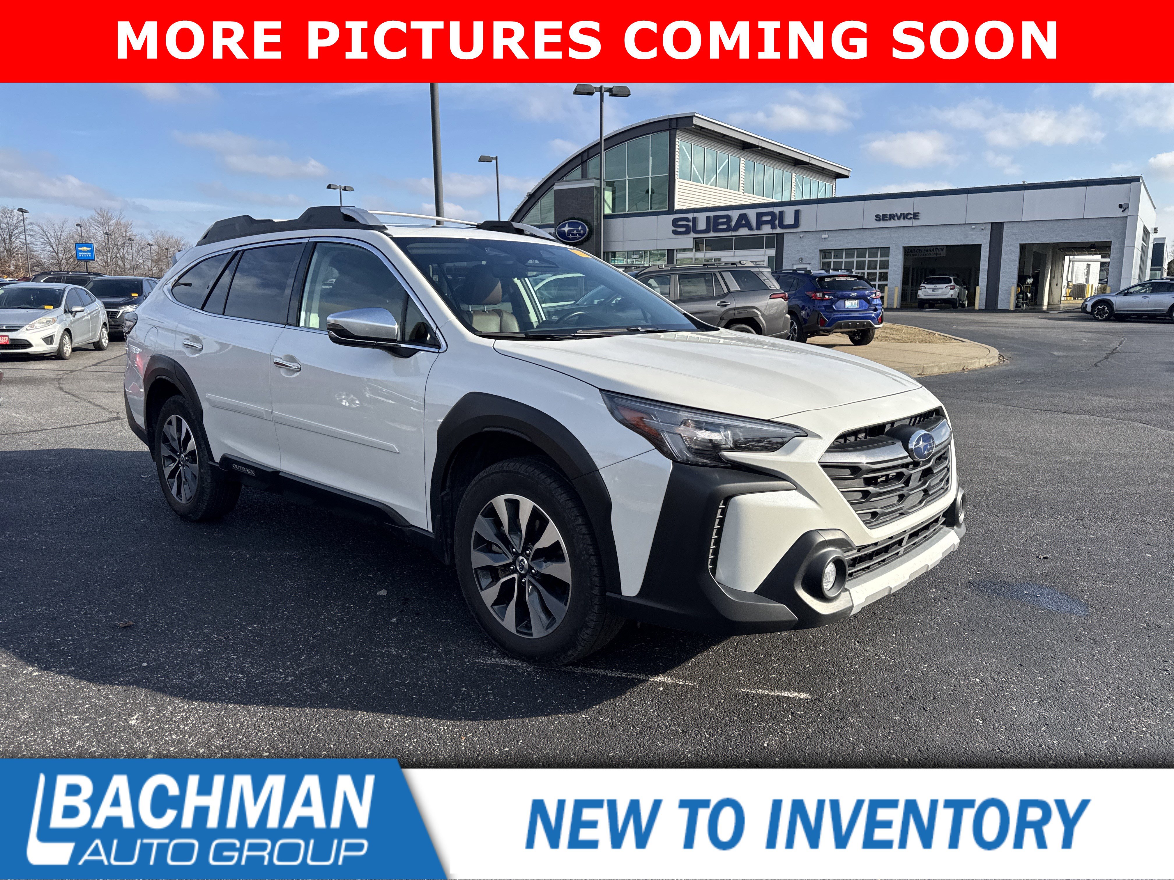 2025 Subaru Outback Touring's photo