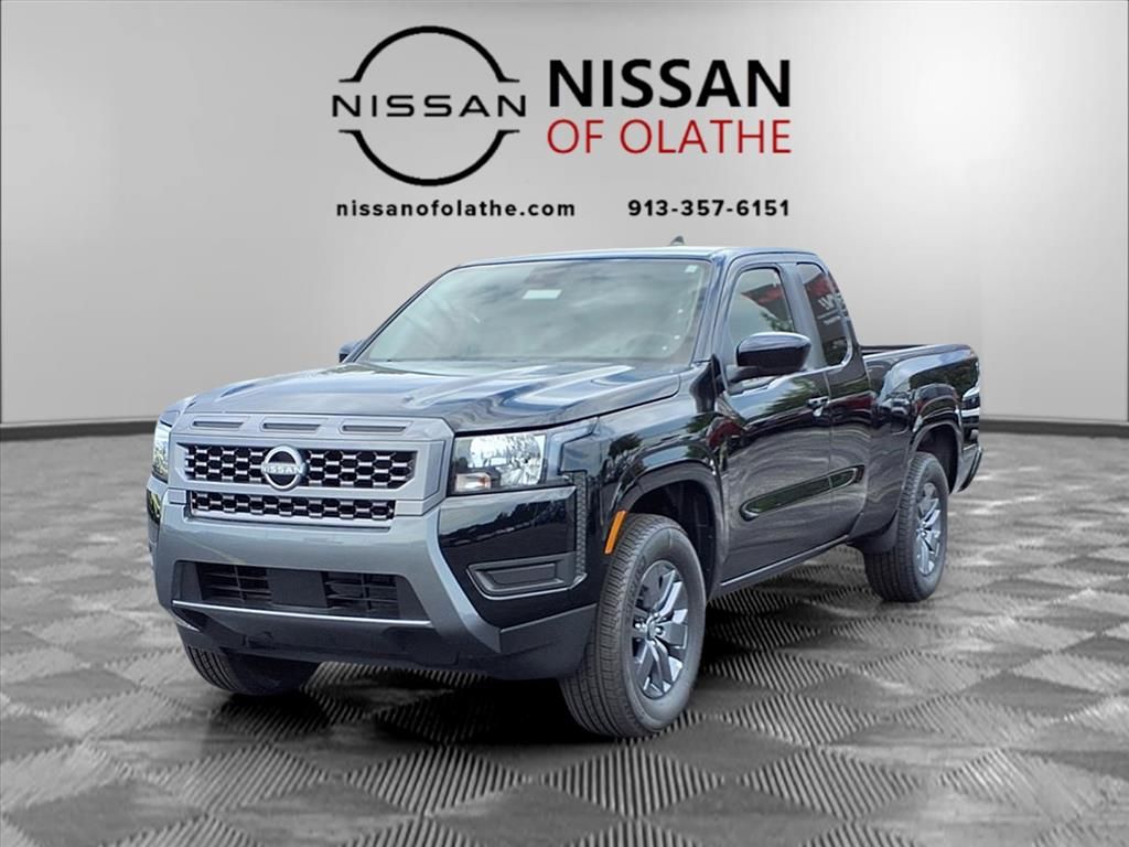 2025 Nissan Frontier SV's photo