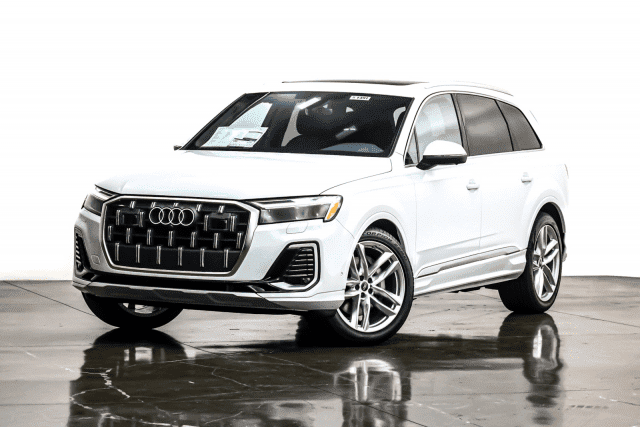 2025 Audi Q7 Premium Plus 55 TFSI quattro