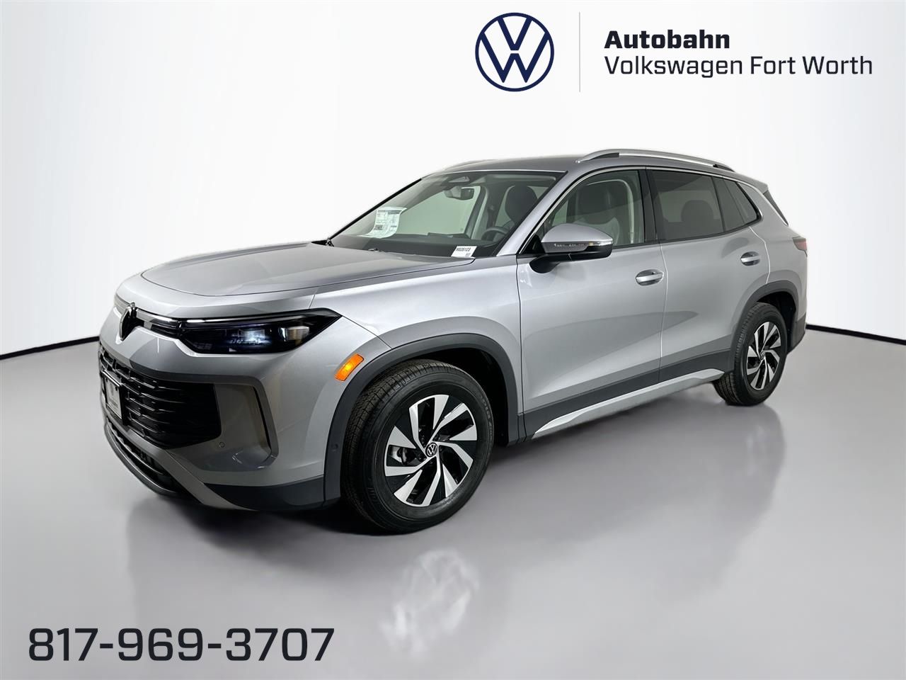 2026 Volkswagen Tiguan S's photo