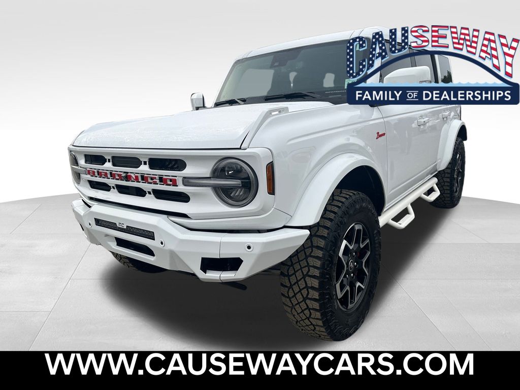 2024 Ford Bronco 4-Door Outer Banks's photo