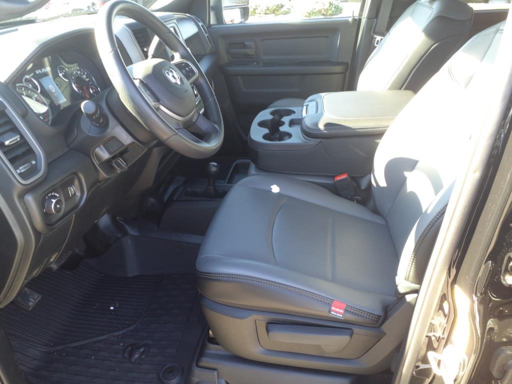 2024 Ram 2500 Tradesman photo 2