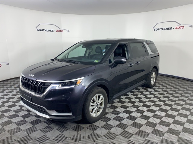 2024 Kia Carnival LX photo 3