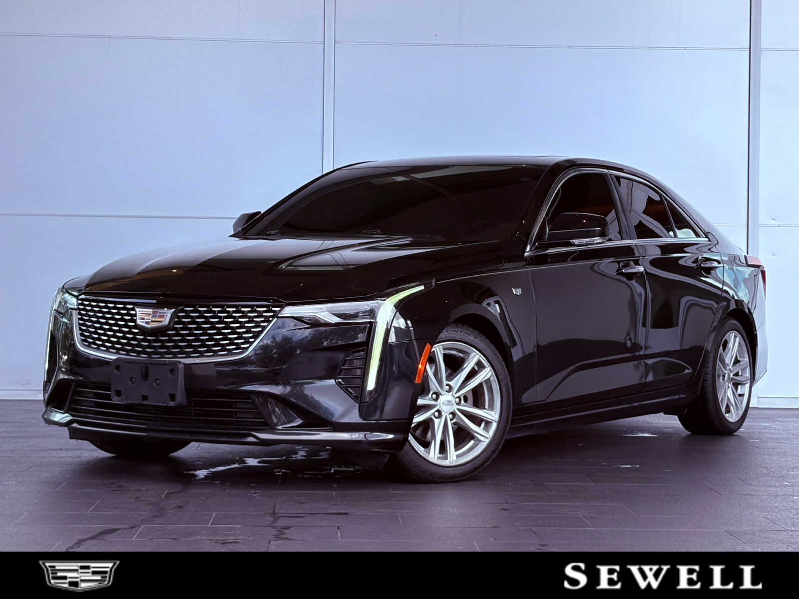 2021 Cadillac CT4 Luxury's photo