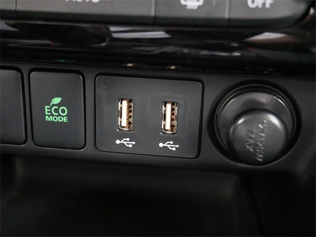 2024 Mitsubishi Eclipse Cross photo 20