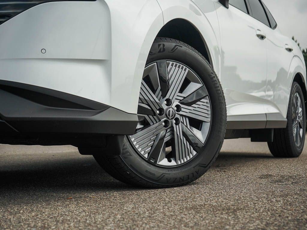 2025 Nissan Murano SL photo 5