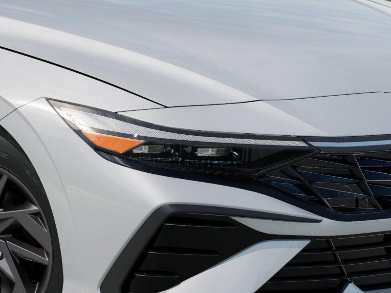 2025 Hyundai Elantra Hybrid Blue photo 9