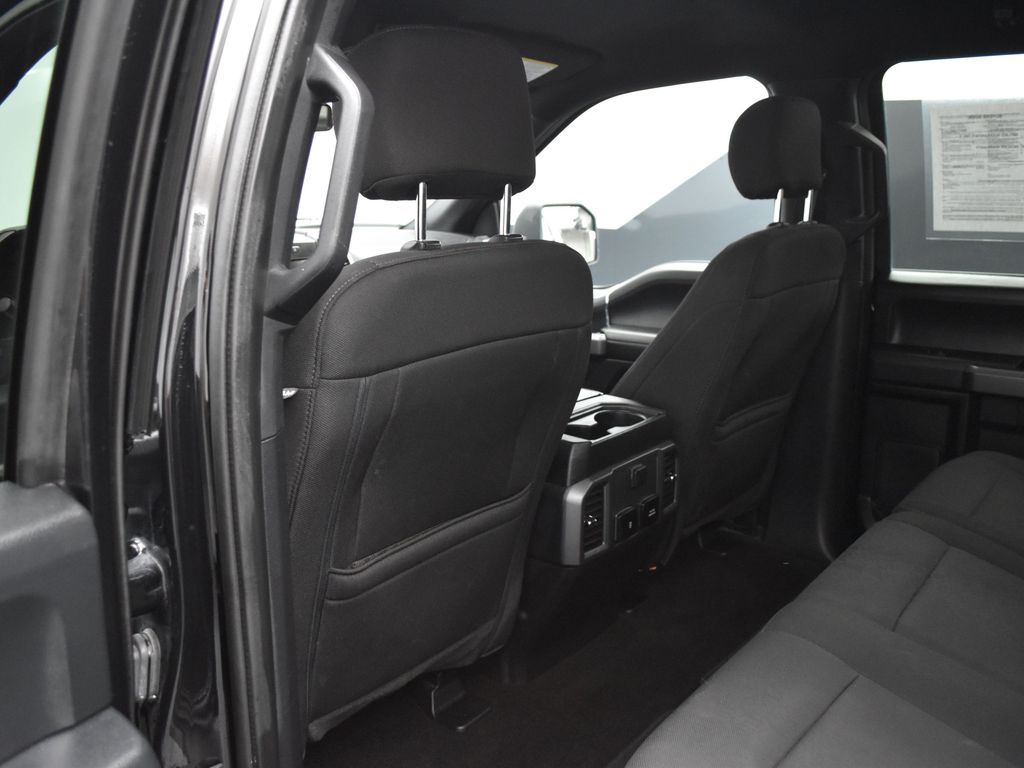 2020 Ford F-150 XLT photo 16