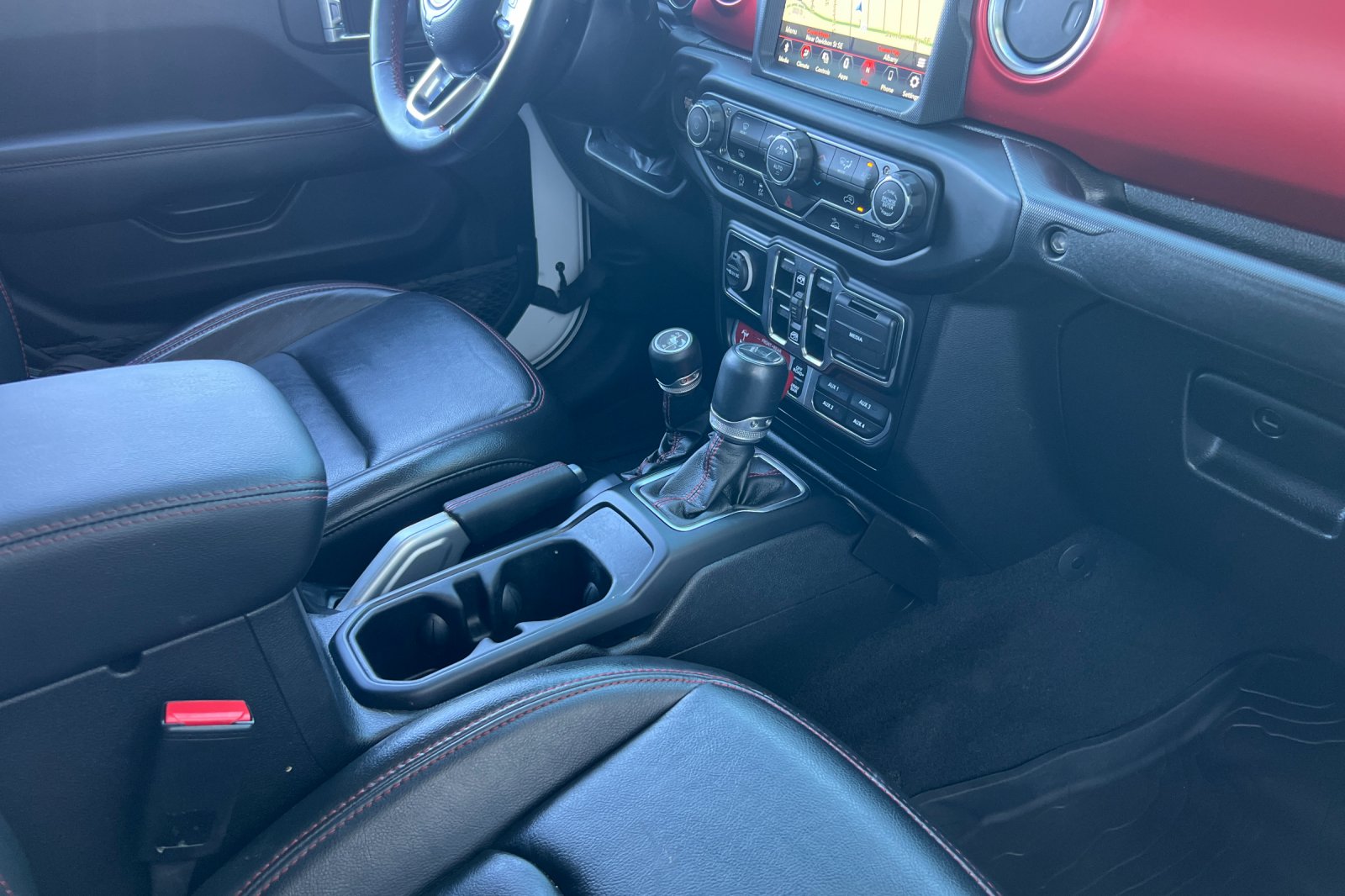 2022 Jeep Gladiator Rubicon photo 11