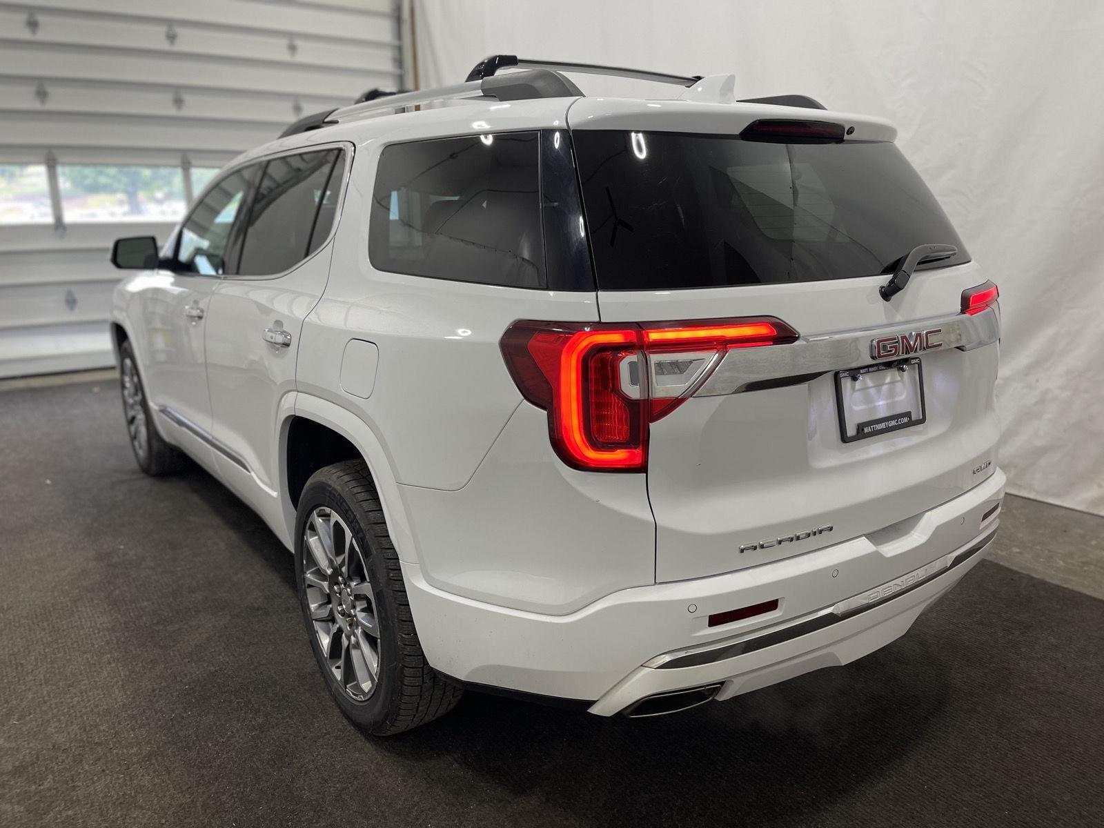 2023 Gmc Acadia Denali photo 6