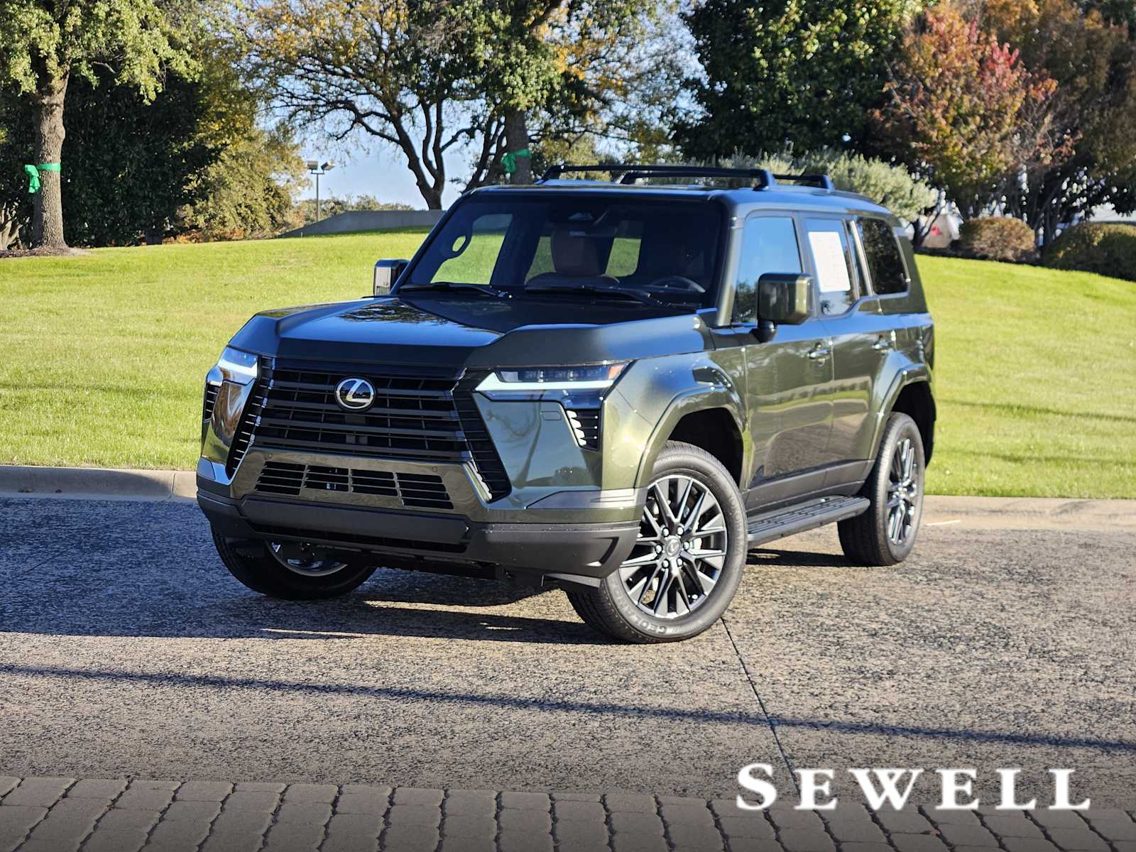 2025 Lexus GX Premium's photo