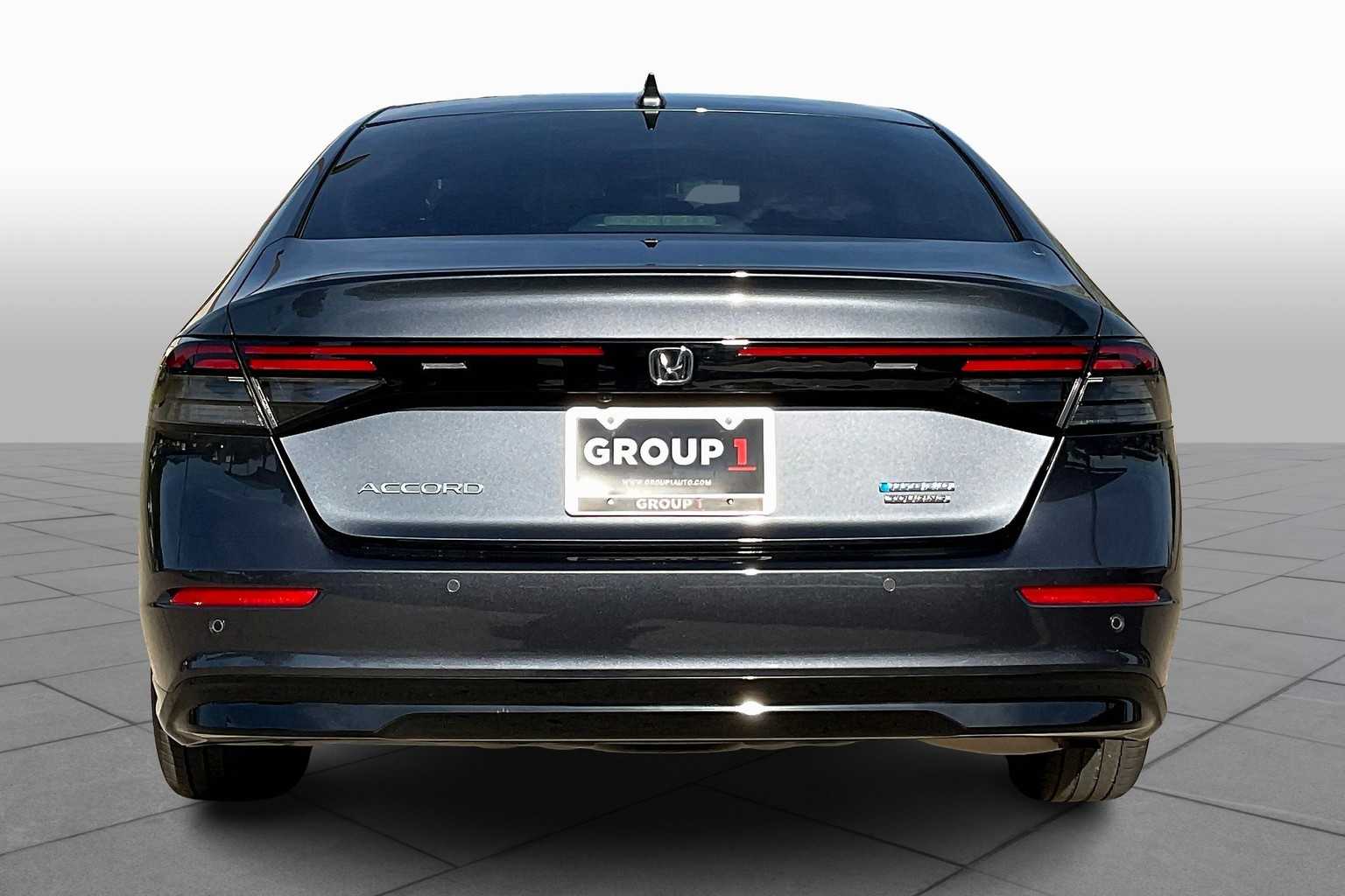 2023 Honda Accord Hybrid Touring photo 4
