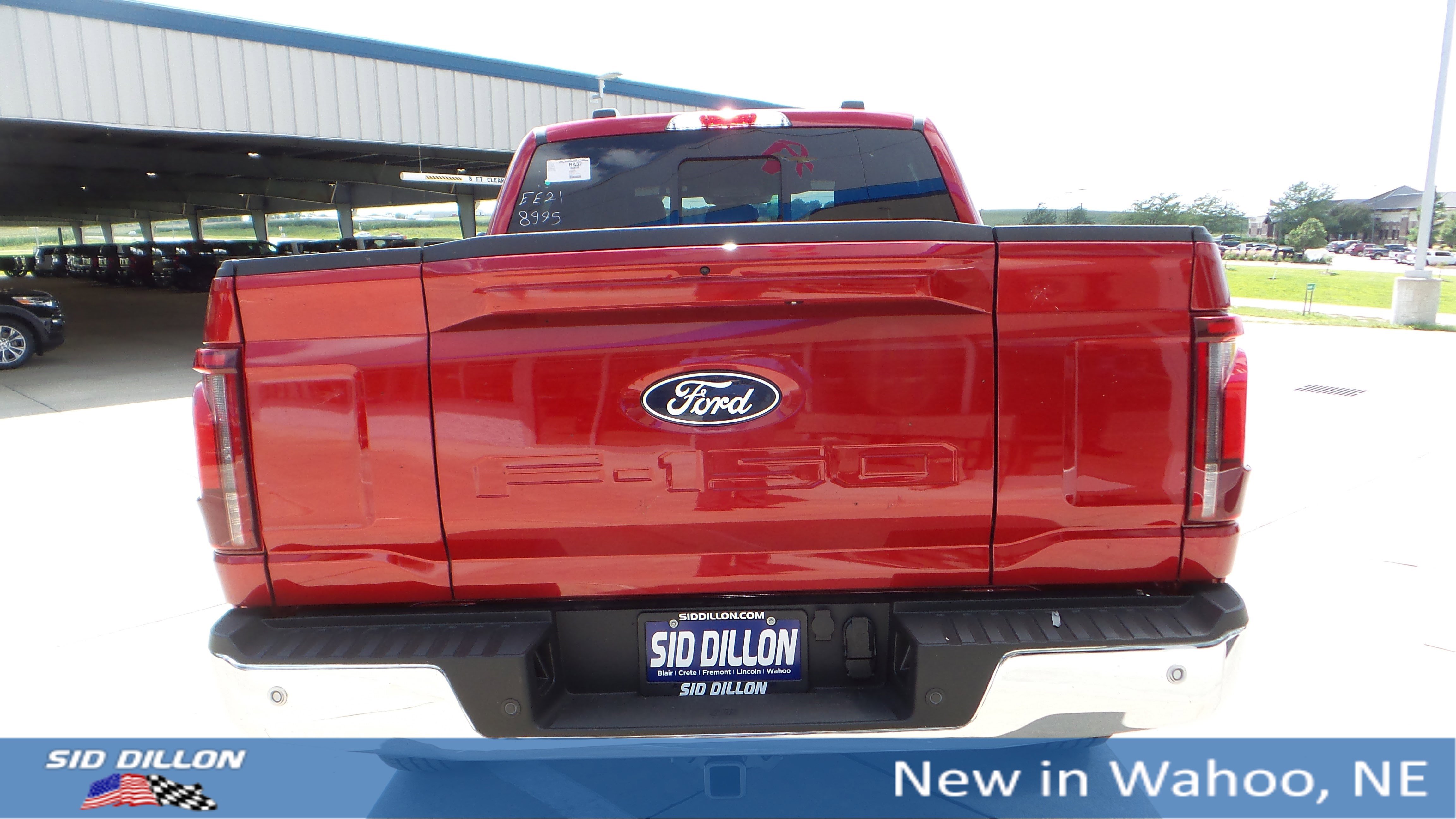 2025 Ford F-150 Lariat photo 4