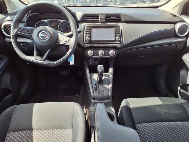 2024 Nissan Versa 1.6 S photo 10