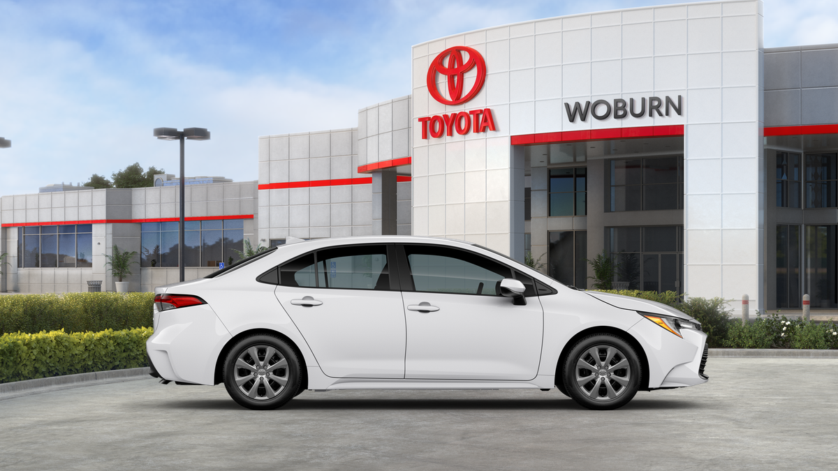 2025 Toyota Corolla LE photo 11
