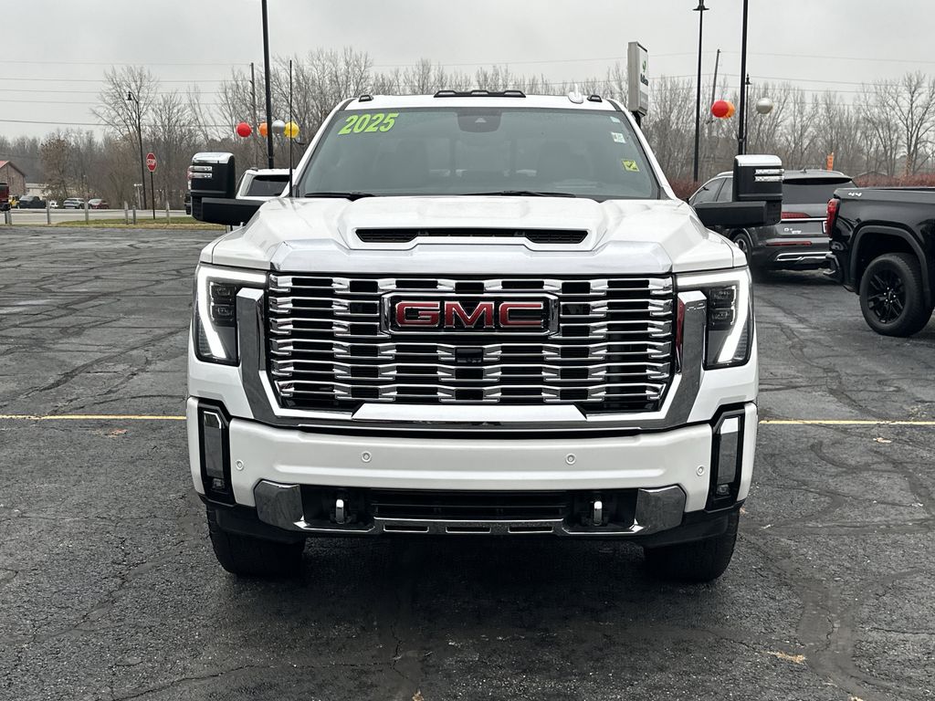 2025 GMC SIERRA HD - Image 3