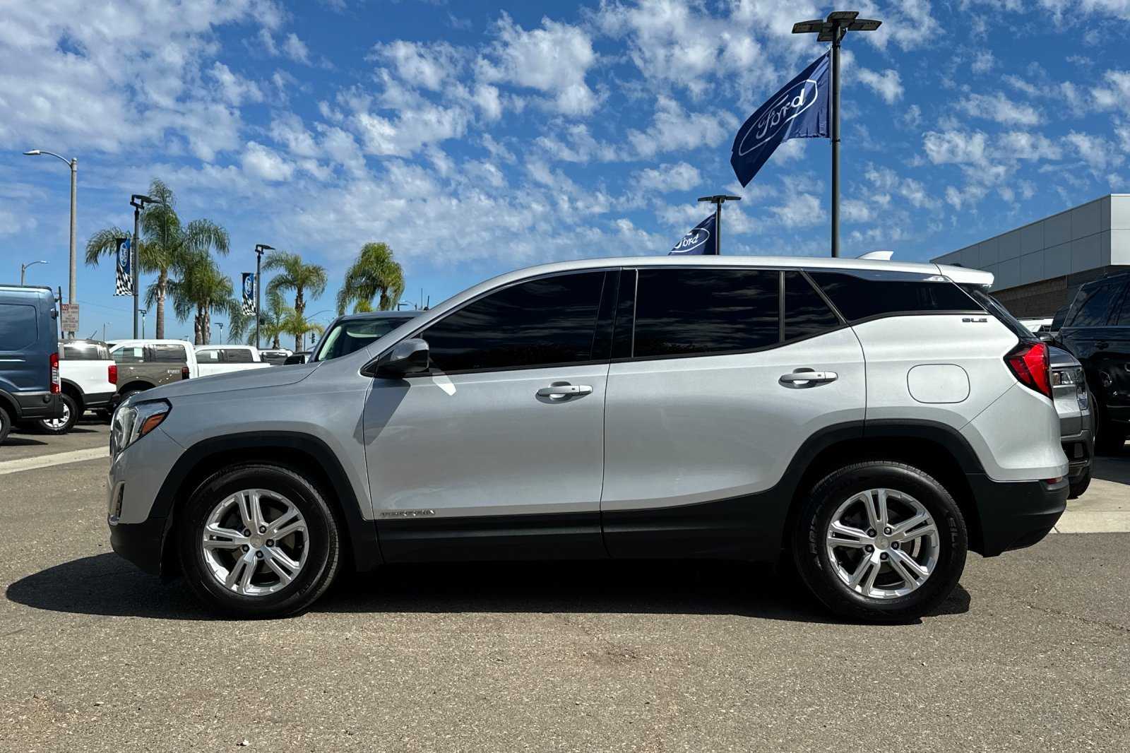 2020 Gmc Terrain SLE photo 6