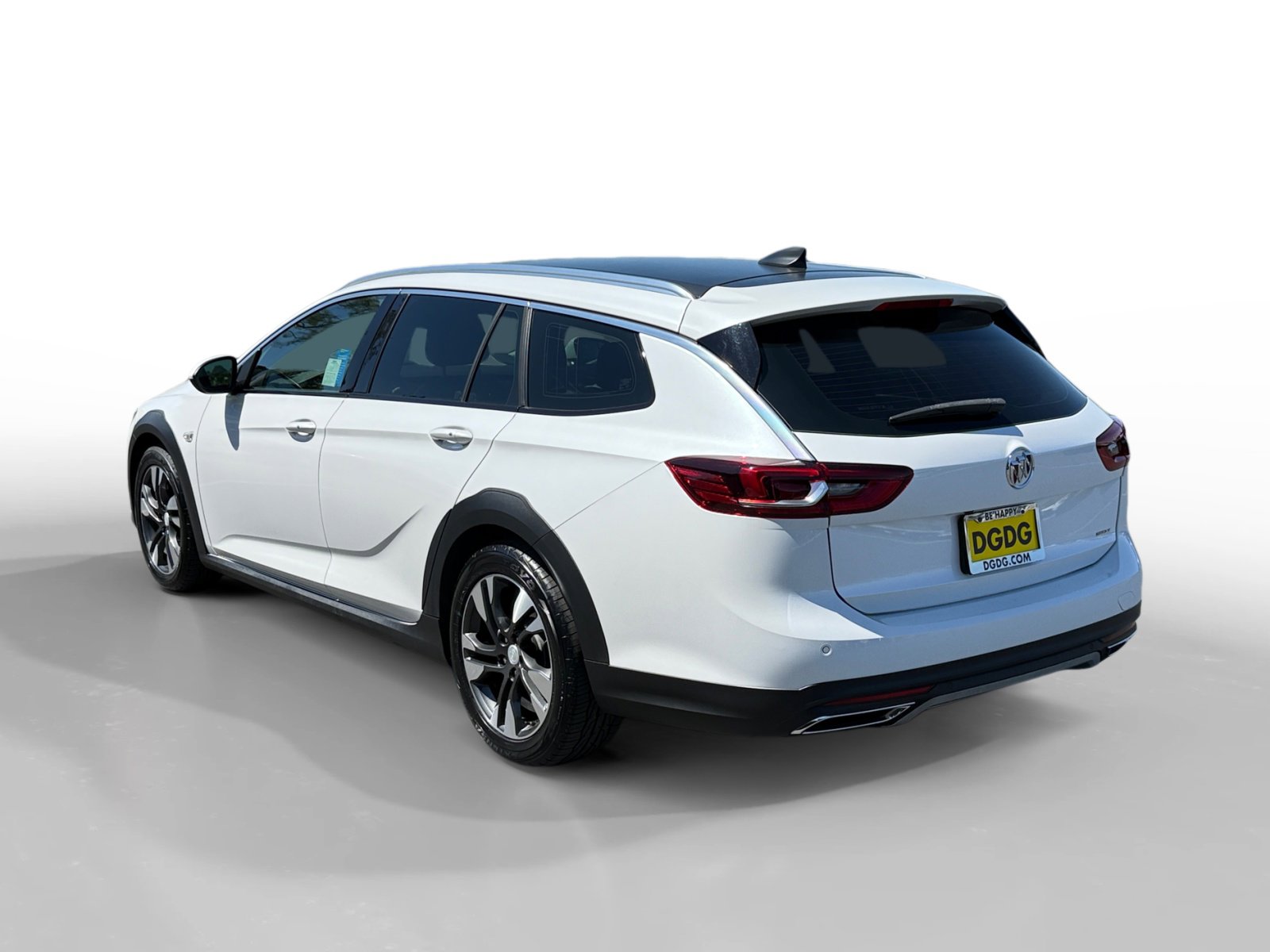 2019 Buick Regal TourX Essence photo 3